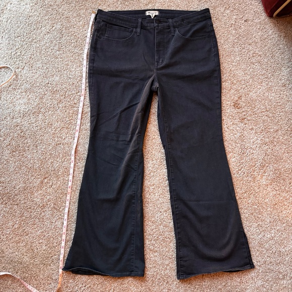 MADEWELL Plus Skinny Flare Jeans in Bellhaven Wash: Slit-Hem Edition Size: 18W - Picture 5 of 11
